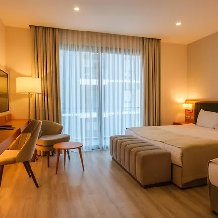 Отель Caddem Фамагуста