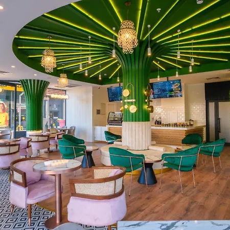 Caddem Отель Фамагуста