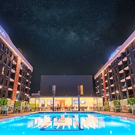 Caddem Hotel